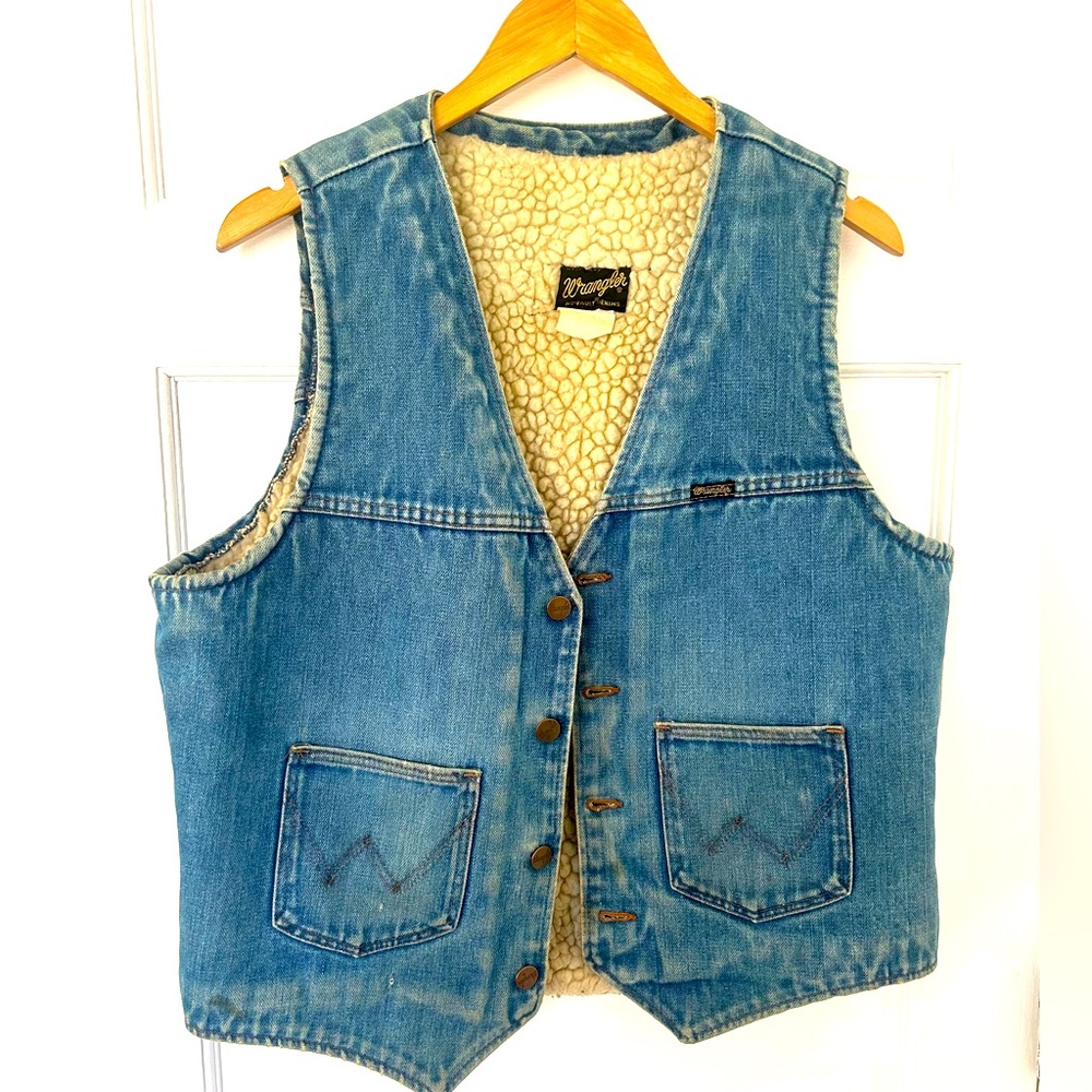 Vintage denim vest 🤠